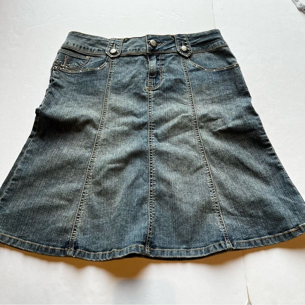 Jolt Women's Blue Jean Skirt Midi Faded Blue w/Lace and Studs Size 9